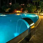 With Swimming Pool Near The Sea Pula